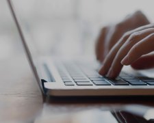 <b>温州睿楠商贸有限公司-联系我们</b>